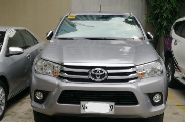 Selling Silver Toyota Hilux 2016 in Quezon City