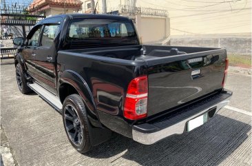 Black Toyota Hilux 2011 for sale in Mandaluyong