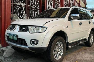 White Mitsubishi Montero Sport 2013 for sale in Las Piñas