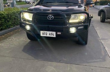 Selling Black Toyota Land Cruiser 2013 in Makati