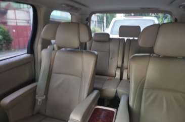 Sell Pearl White 2010 Toyota Alphard in Manila