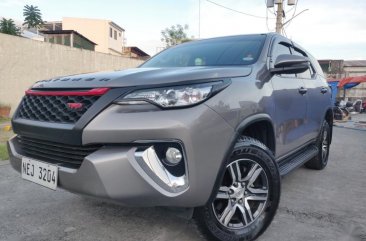 Grey Toyota Fortuner 2019 for sale in Manual