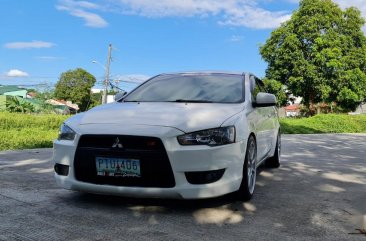 White Mitsubishi Lancer 2010 for sale in Muntinlupa 