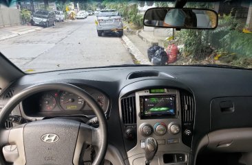 Selling Silver Hyundai Grand Starex 2011 in Marikina