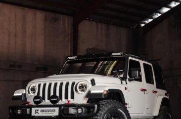 Selling White Jeep Wrangler 2019 in Quezon