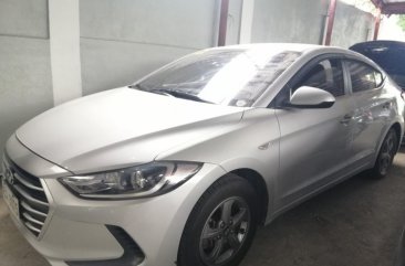 Silver Hyundai Elantra 2019 for sale in Manual