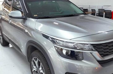 Selling Brightsilver Kia Seltos 2020 in Taguig