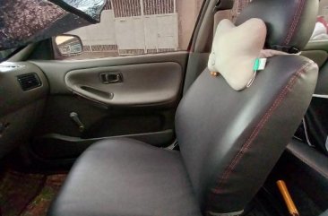 Selling Red Nissan Almera 1994 in Quezon