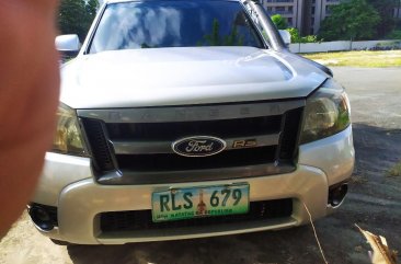Selling Silver Ford Ranger 2011 in Pasig