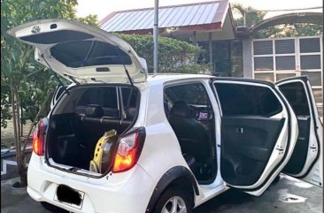 Selling White Toyota Wigo 2015 in Mexico