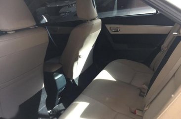 Pearl White Toyota Corolla Altis 2014 for sale in Pasay 