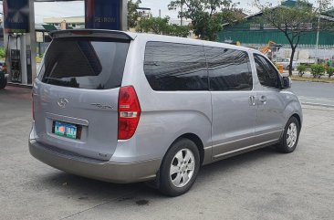 Selling Silver Hyundai Grand Starex 2014 in Quezon