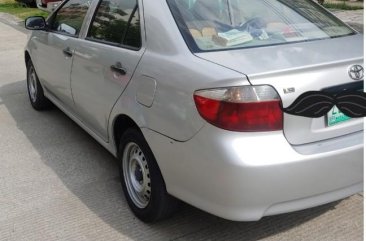 Brightsilver Toyota Vios 2005 for sale in Paranaque 