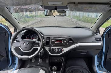 Blue Kia Picanto 2018 for sale in Manual