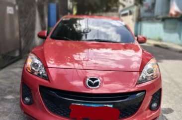 Selling Red Mazda 3 2013 in Quezon 