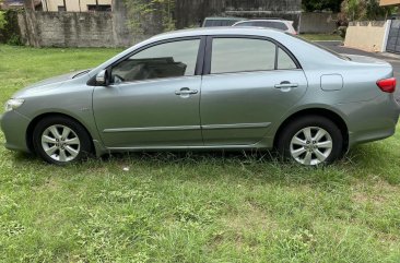 Silver Toyota Corolla Altis 2010 for sale in Paranaque 