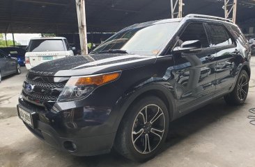 Sell Grey 2015 Ford Explorer in Pasig