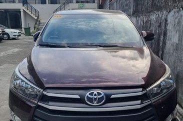 Selling Red Toyota Innova 2020 in Quezon