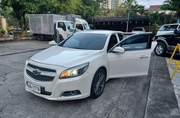 Selling White Chevrolet Malibu 2013 in Pasig