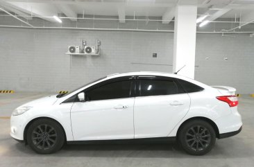 Sell White 2013 Ford Focus in Caloocan