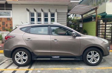 Brown Hyundai Tucson 2010 for sale in Manila