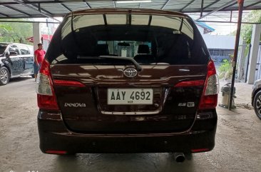 Selling Brown Toyota Innova 2014 in Las Piñas