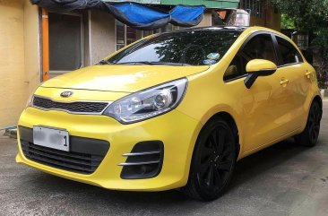 Yellow Kia Rio 2015 for sale in Pateros