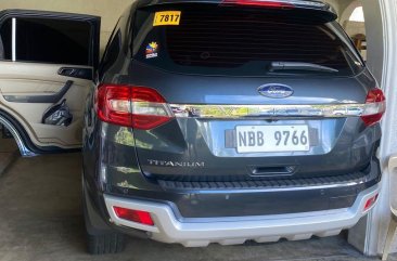 Grey Ford Everest 2016 for sale in Quezon City