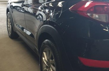 Selling Black Hyundai Tucson 2016 in Quezon City