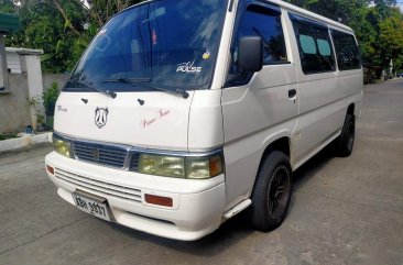 Selling Pearl White Nissan Urvan 2015 in Quezon