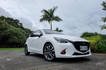 Pearl White Mazda 2 2015 for sale in Manila