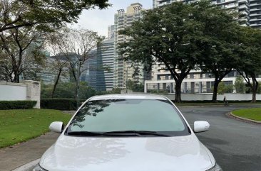 Pearl White Toyota Corolla Altis 2013 for sale in Makati 