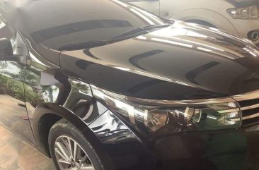 Selling Black Toyota Corolla Altis 2017 in Pateros