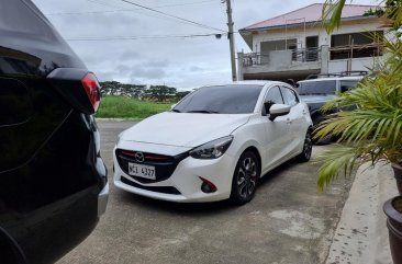 Pearl White Mazda 2 2015 for sale in Manila