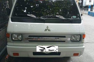 White Mitsubishi L300 2018 for sale in Pasay