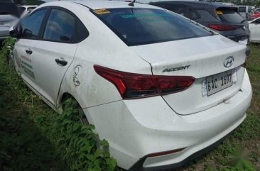 White Hyundai Accent 2020 for sale in Quezon 