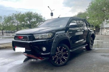 Black Toyota Hilux 2019 for sale in Makati 