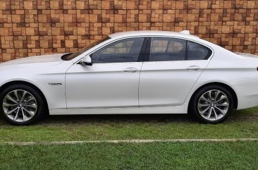 Selling White BMW 520D in Marikina
