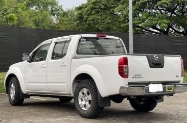 White Nissan Navara 2012 for sale in Las Pinas