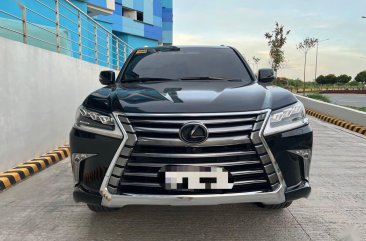 Selling Black Lexus LX 2017 in Manila