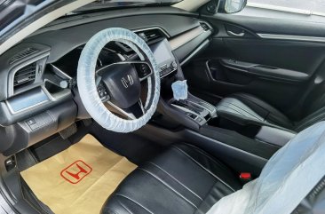 Selling Grey Honda Civic 2017 in Manila