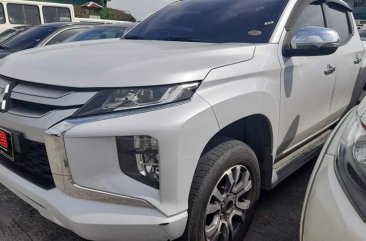 Selling Pearl White Mitsubishi Strada 2020 in Quezon