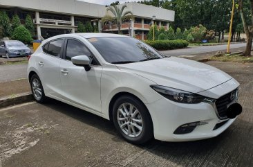 Sell White 2018 Mazda 3 in Quezon City