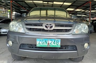 Selling Silver Toyota Fortuner 2007 in Las Piñas