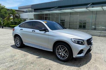 Selling Silver Mercedes-Benz GLC 250 2019 in Pasig