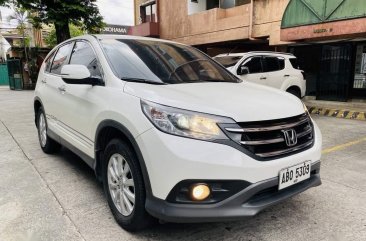 Pearl White Honda Cr-V 2015 for sale in Automatic