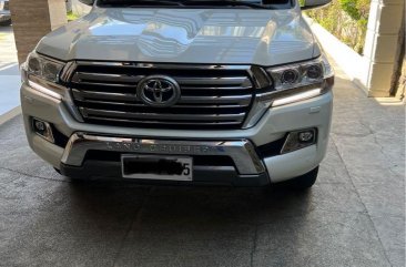 Pearl White Toyota Land Cruiser 2018 for sale in Automatic