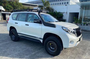 Selling Pearl White Toyota Land Cruiser Prado 2014 in Pasig