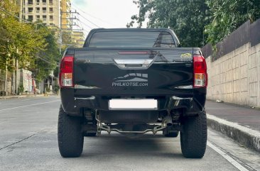 2016 Toyota Hilux in Makati, Metro Manila