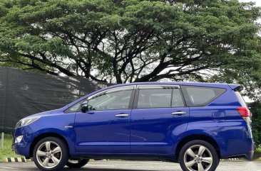 Blue Toyota Innova 2017 for sale in Las Piñas